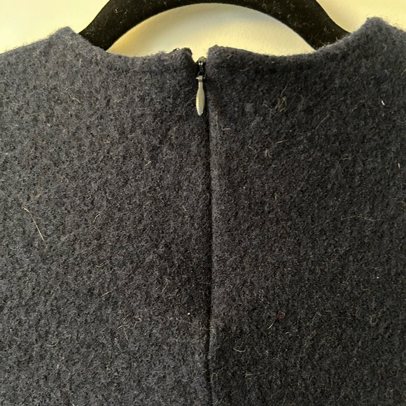 COS Indigo Wool Sleeveless Cropped Top - Picture 4 of 9